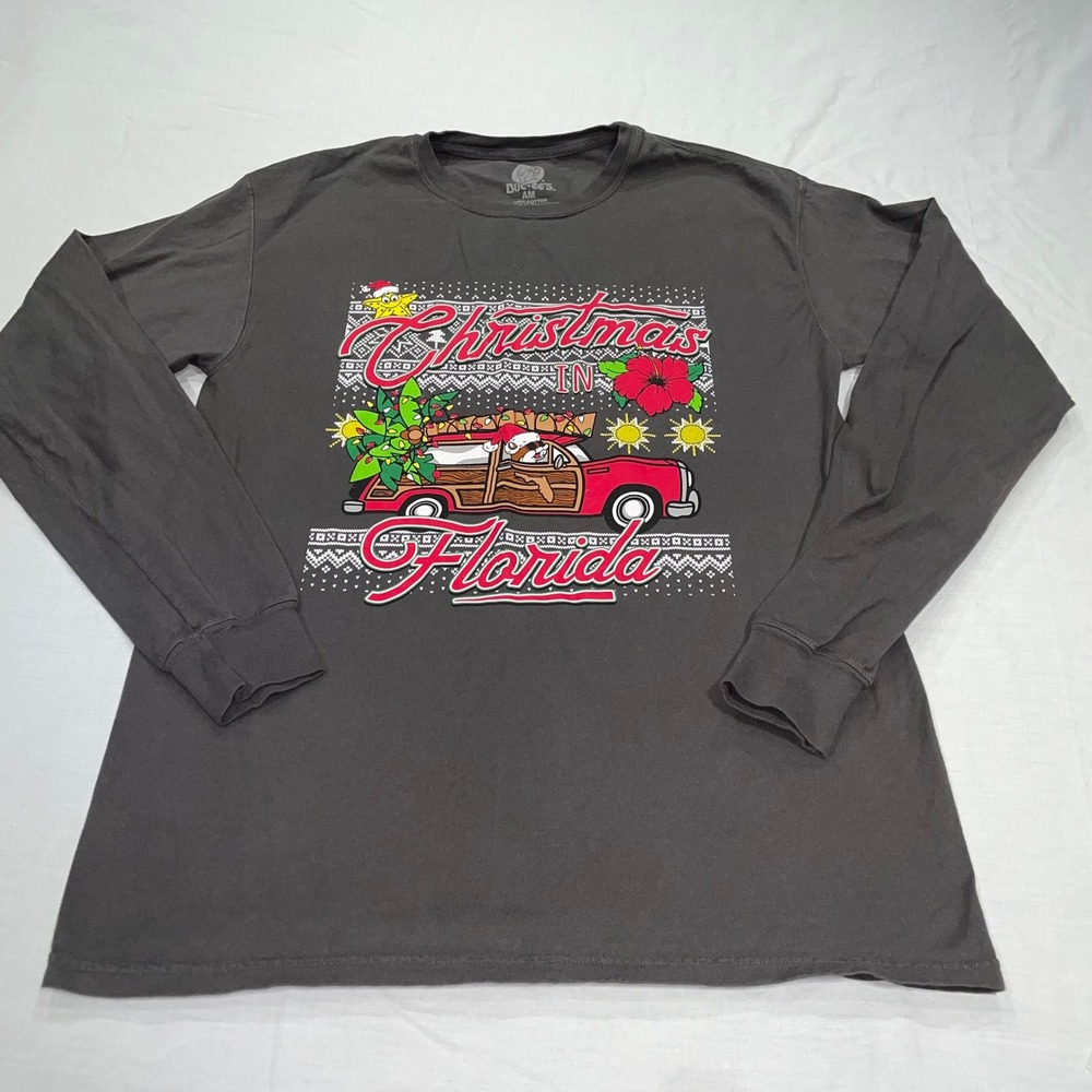 Buc-ees Christmas in Florida Long Sleeve Graphic Tee Gray Mens Medium